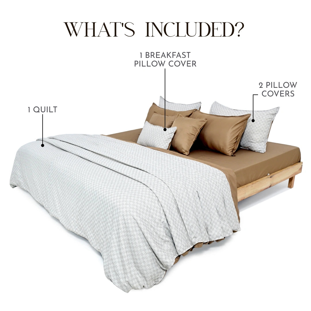 Zarf California King Size Reversible Quilt  With 2 pillowcases and 1 Breakfast Cushion cover (Limited edition) - Arctic