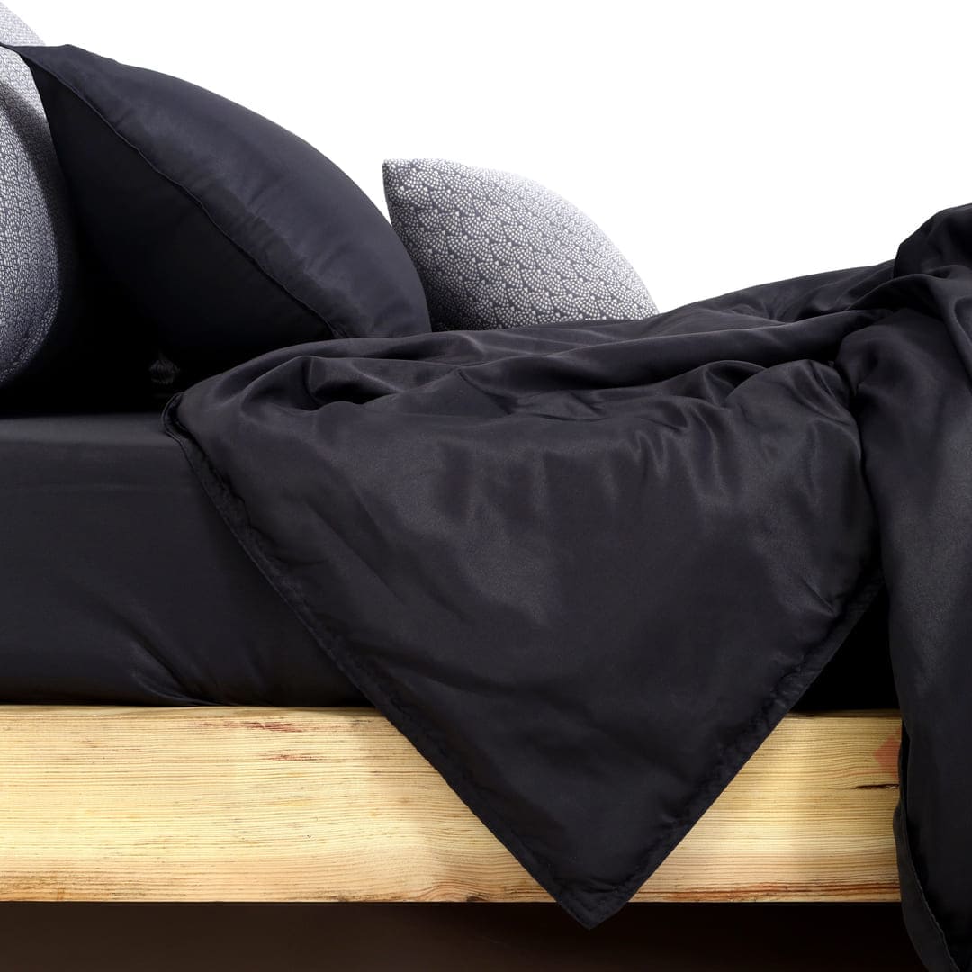 Zarf Italian Staple Weave Bedding Set Of 7- Kuro