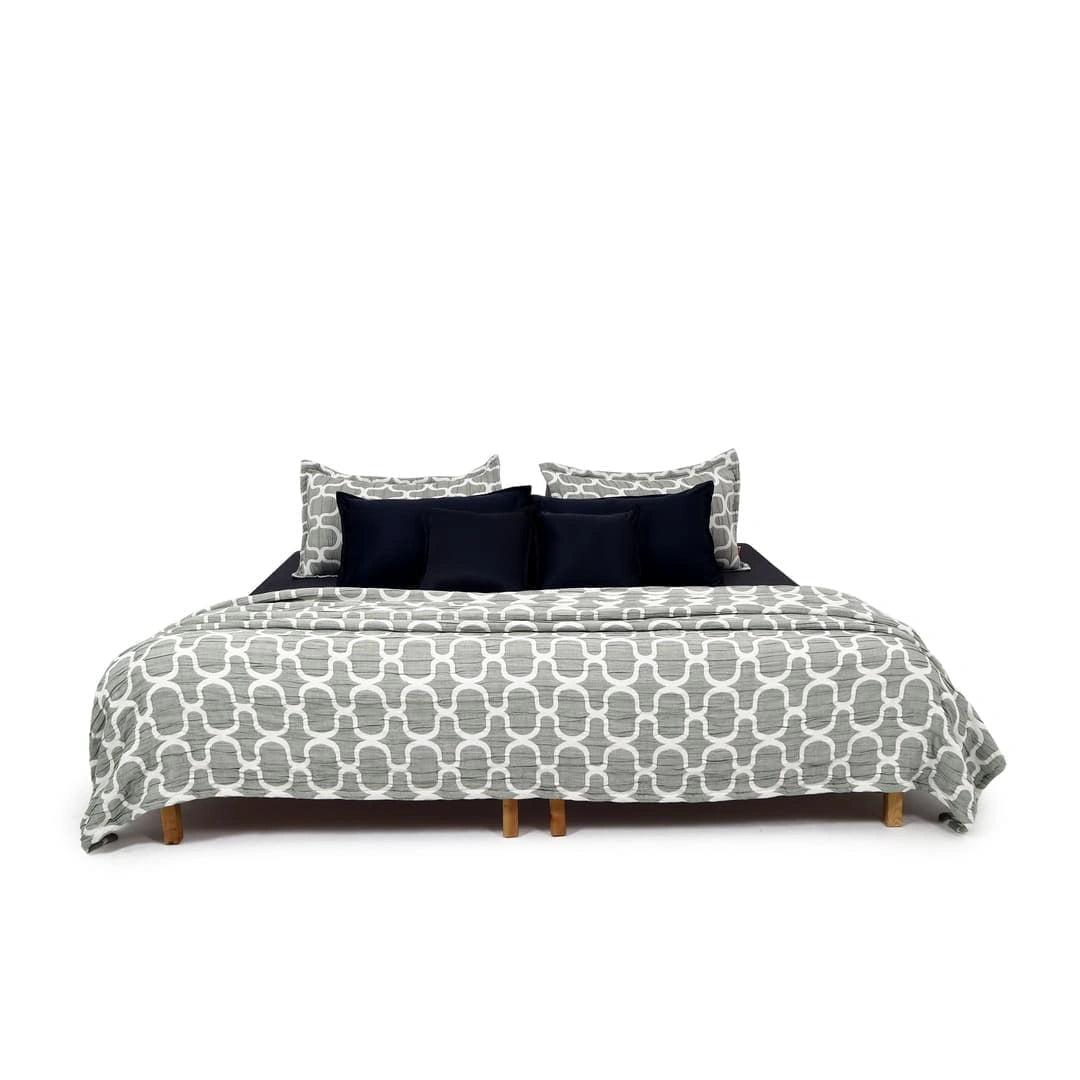 Zarf Plush Cotton AC Comforter For Single Size Bed With 2 Pillow Cases - Earthveil