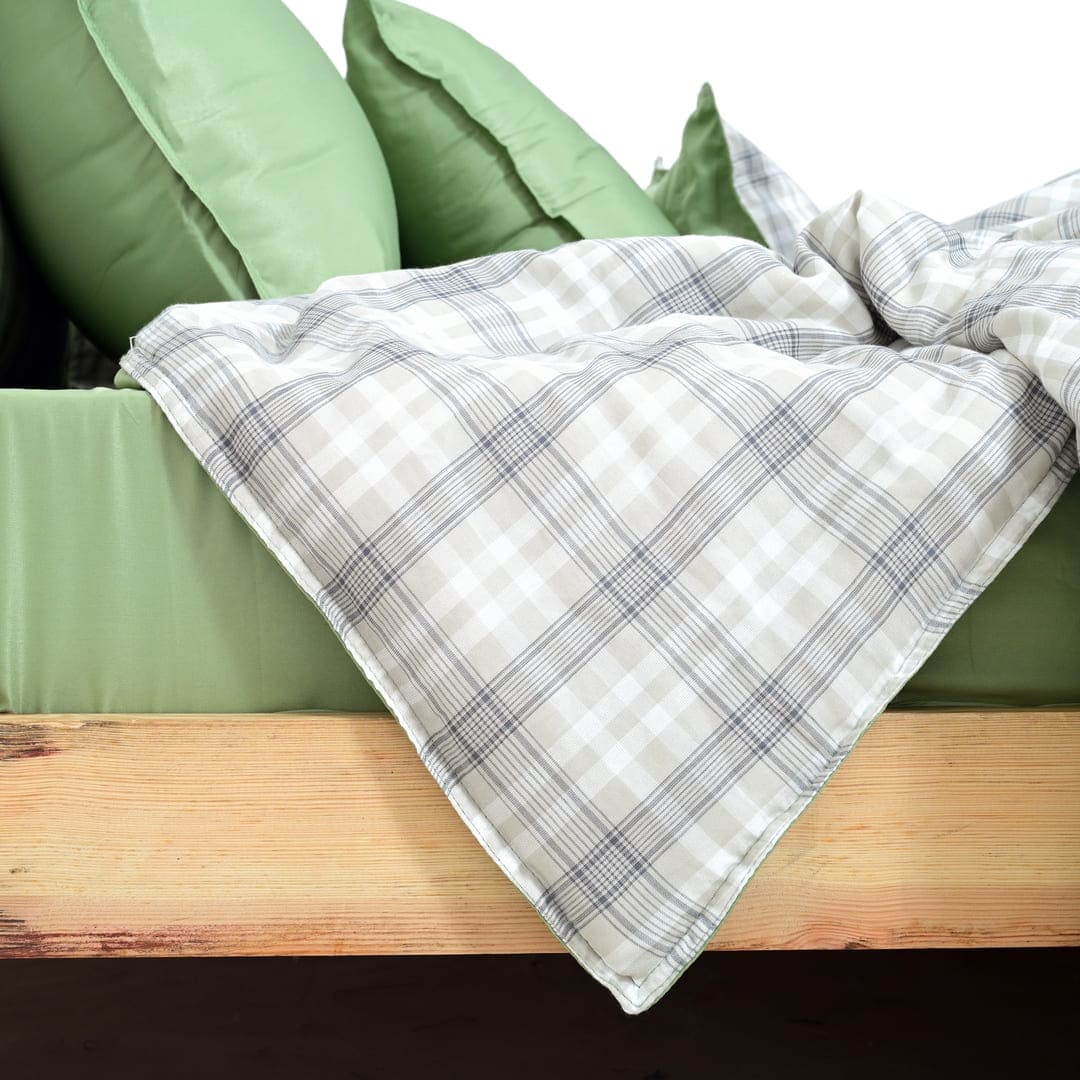 Linen Blend AC Comforter With 2 Pillow Cases and 1 Breakfast Pillow - Pistachio