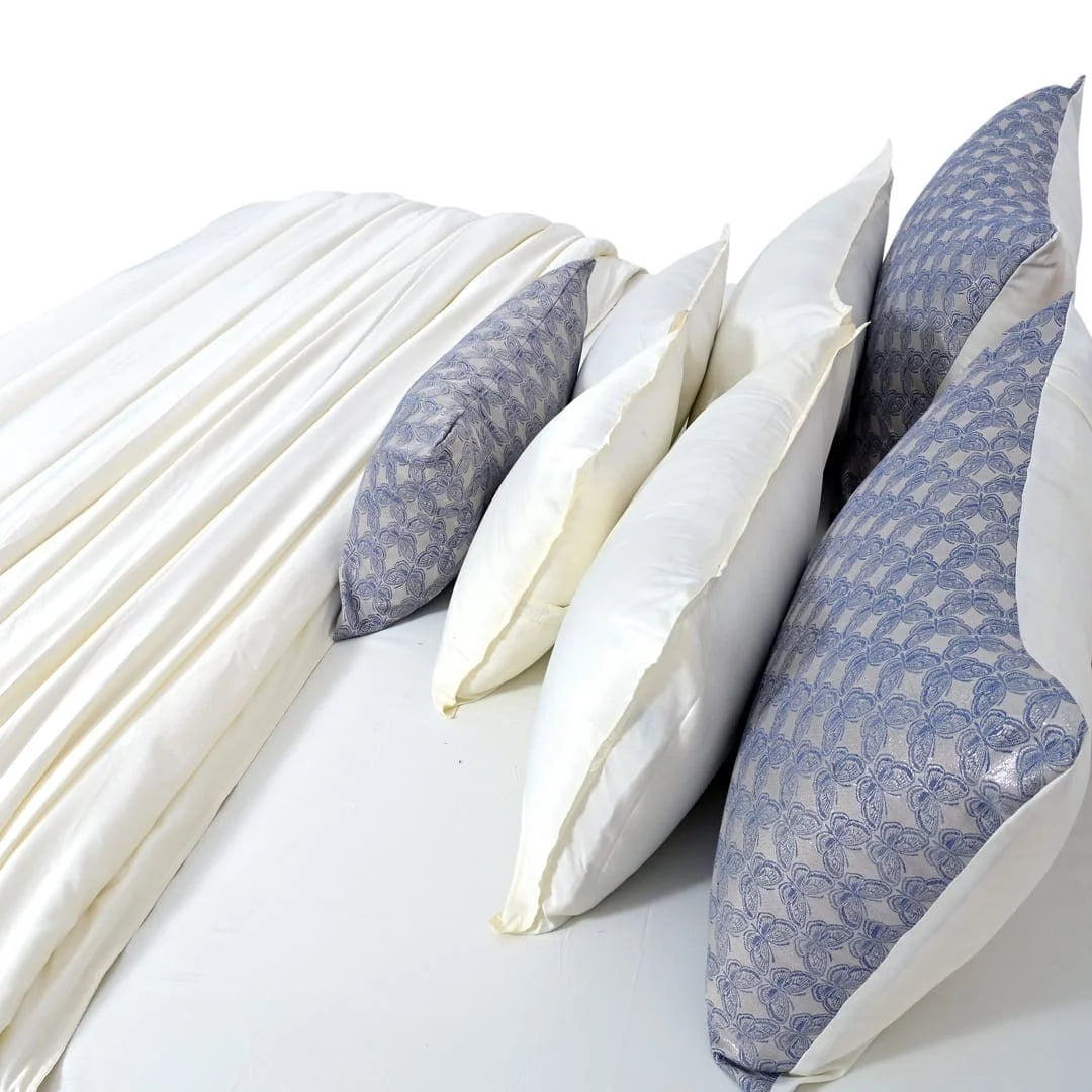 ZARF Italian Staple Weave Comforter With 2 Designer Pillow Cases 1 Breakfast Cushion Cover - Papillon