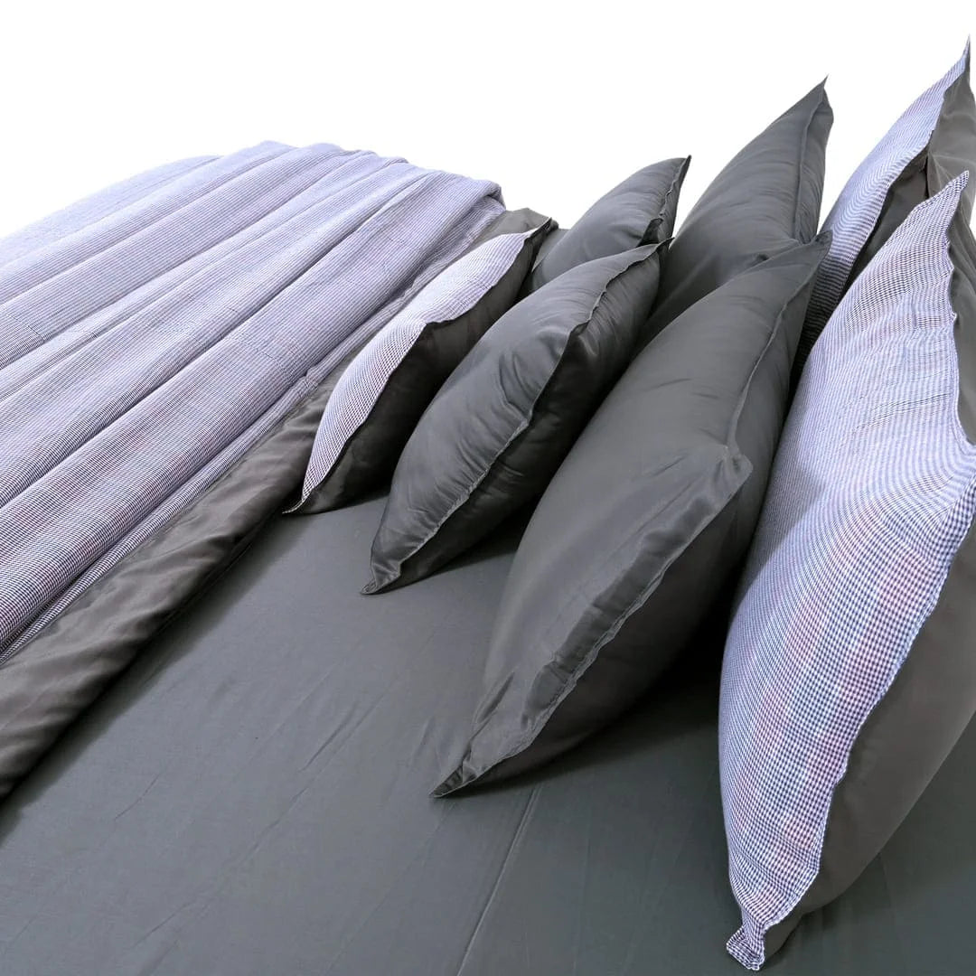 Linen Blend AC Comforter With 2 Pillow Cases and 1 Breakfast Pillow - Iskora