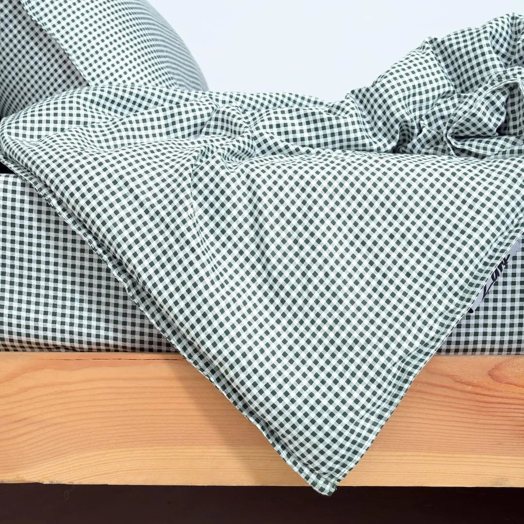 Zarf Egyptian Cotton Comforter With 4 Pillow cases - Greengrid