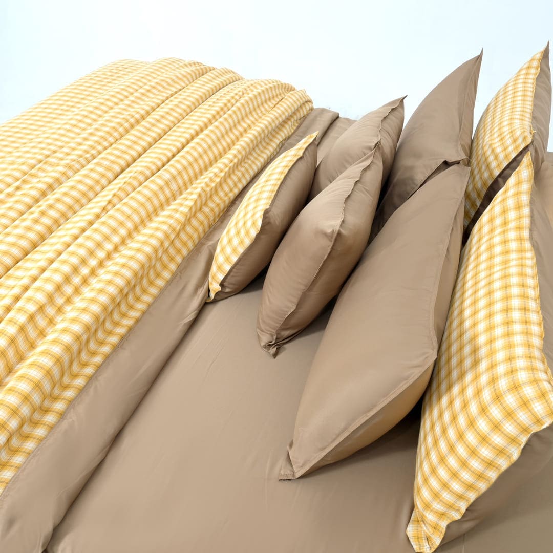 Linen Blend AC Comforter With 2 Pillow Cases and 1 Breakfast Pillow - Maple