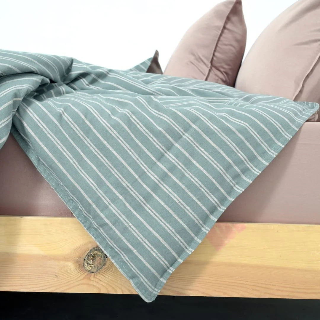 Linen Blend AC Comforter With 2 Pillow Cases and 1 Breakfast Pillow - Grove