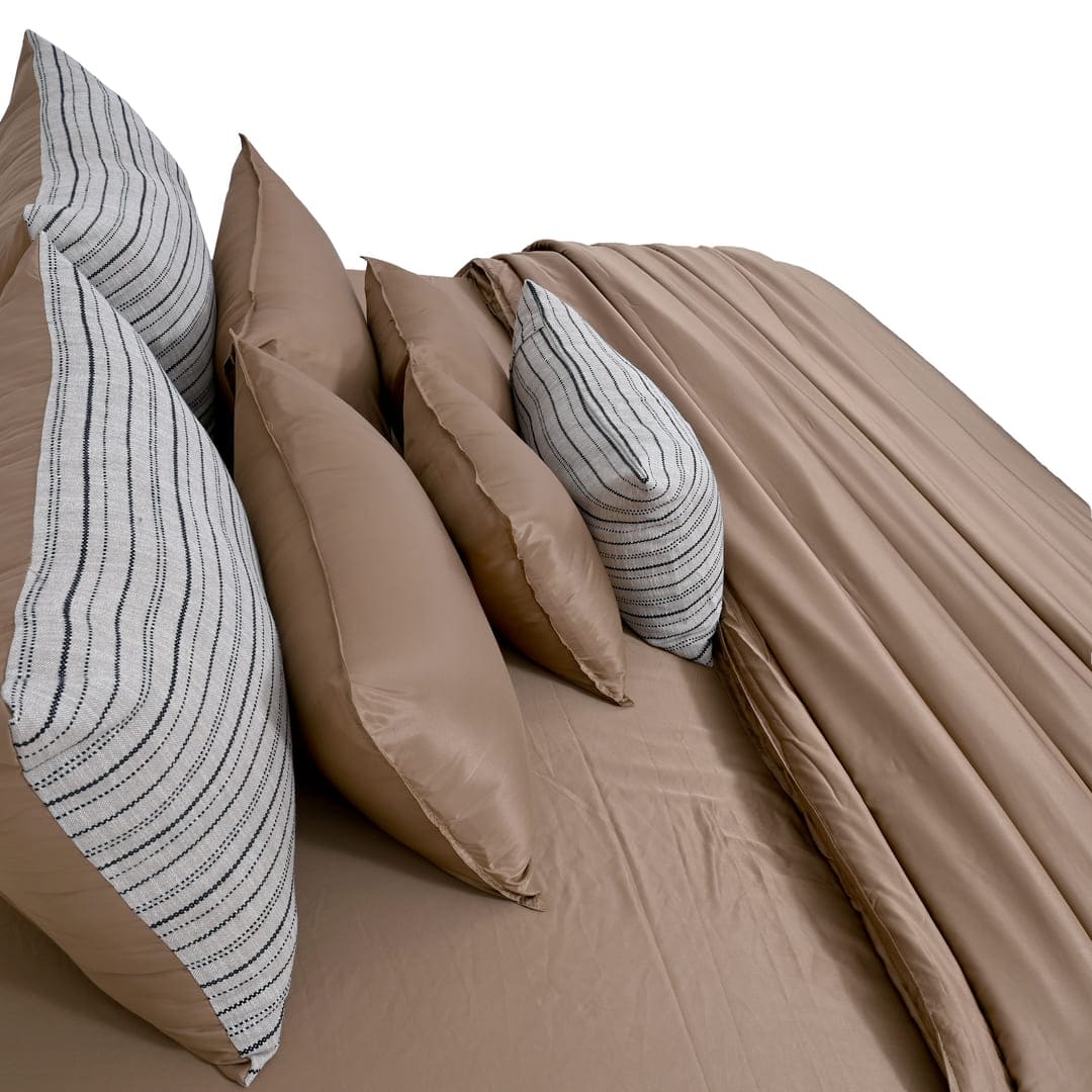 ZARF Italian Staple Weave Comforter With 2 Designer Pillow Cases 1 Breakfast Cushion Cover - Roux