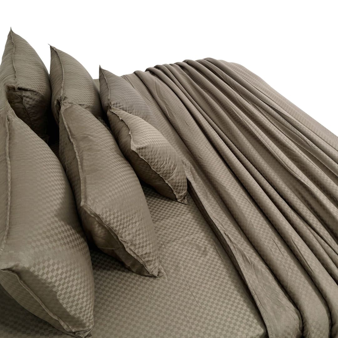 Zeries Egyptian Cotton Jacquard Bedsheets With 2 Pillow Cases & 2 Cushion Covers - Chestnut