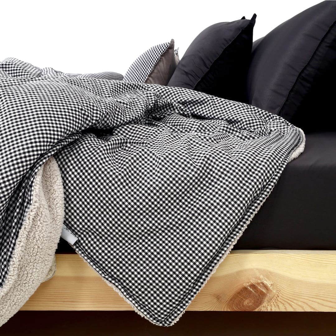 Zarf California King Size Reversible Quilt  - Oxford