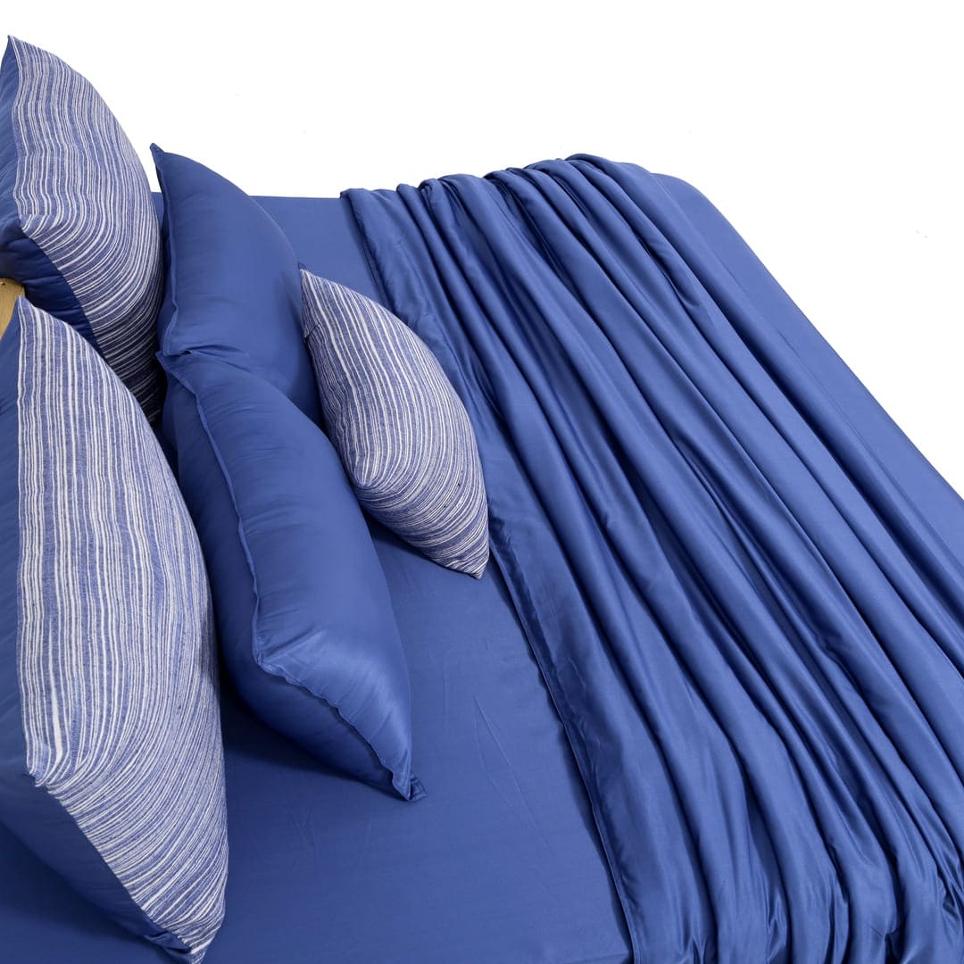ZARF Italian Staple Weave Comforter With 2 Designer Pillow Cases 1 Breakfast Cushion Cover - Oceane