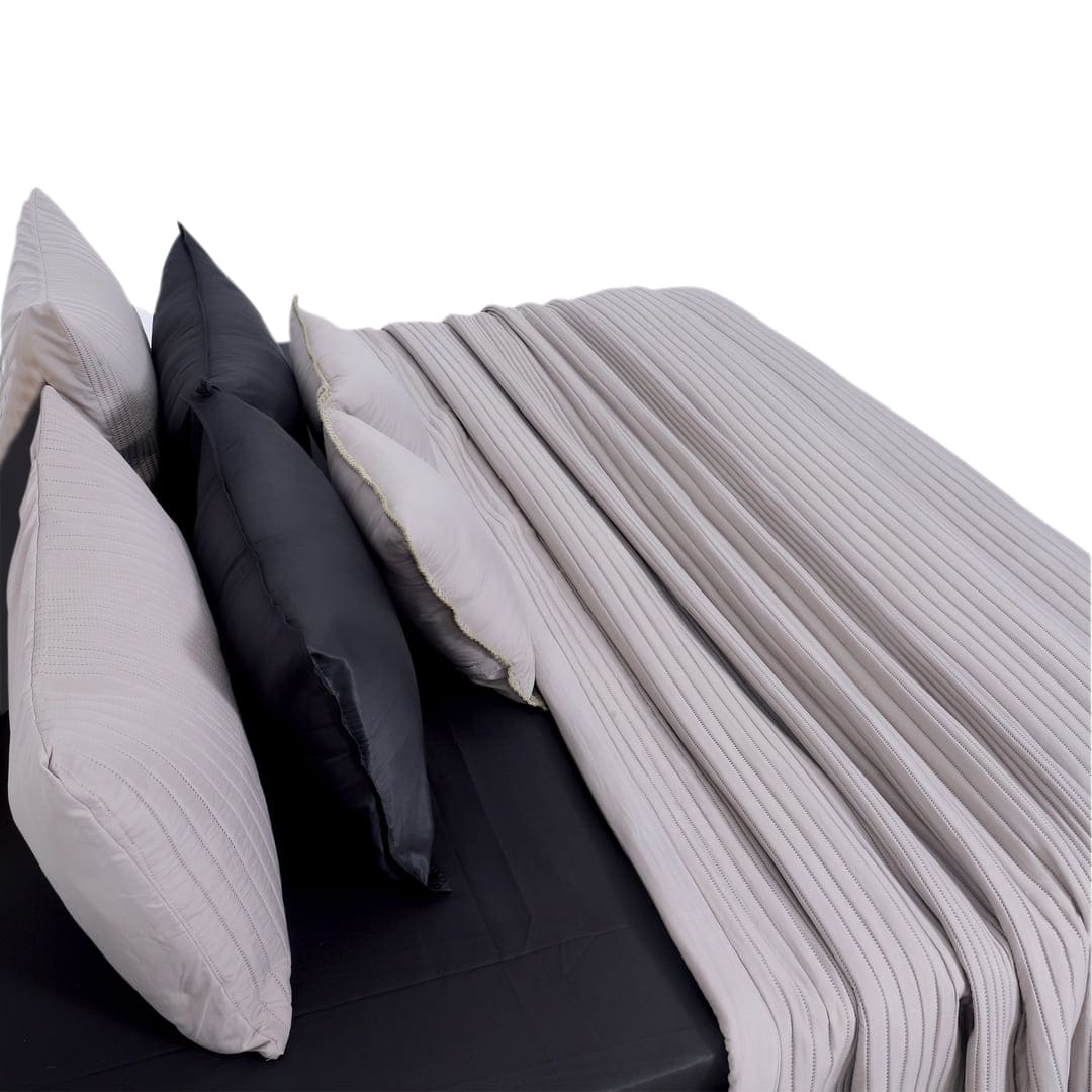 Zarf California King Size AC Comforters With 2 Pillow Cases & 2 Cushion Covers - Dusk