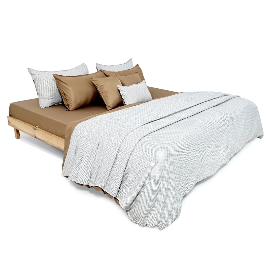 Linen Blend AC Comforter With 2 Pillow Cases and 1 Breakfast Pillow - Arctic