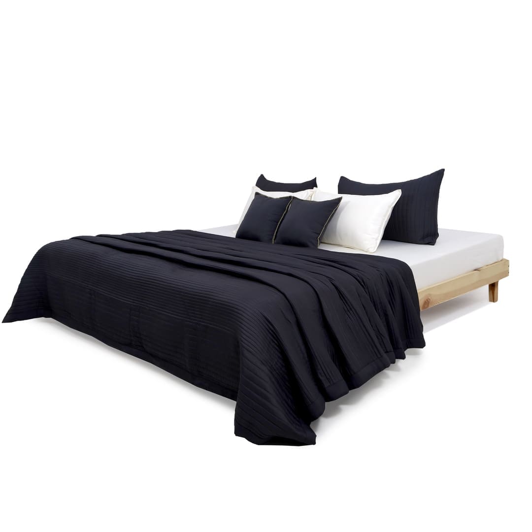 Zarf California King Size AC Comforters With 2 Pillow Cases & 2 Cushion Covers - Graphite