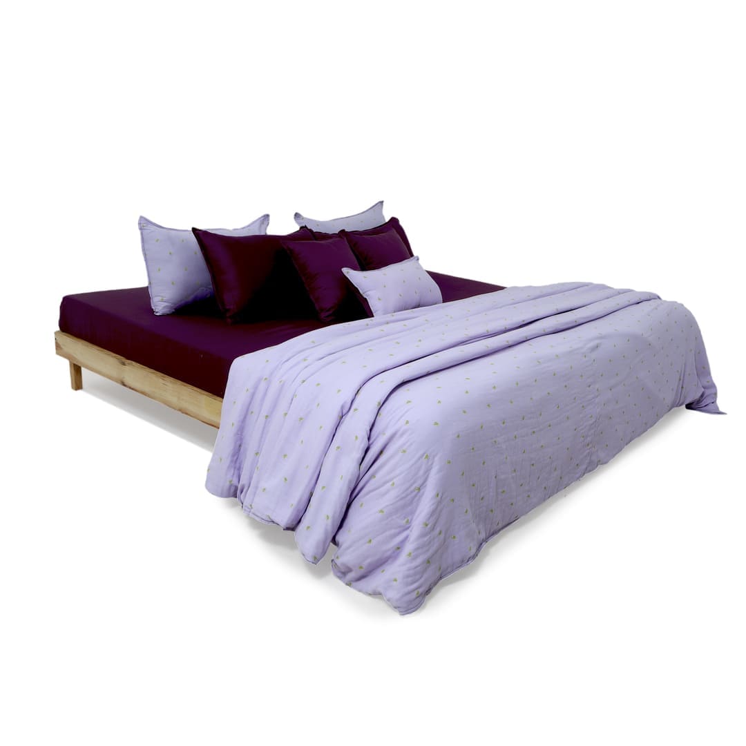 Linen Blend AC Comforter With 2 Pillow Cases and 1 Breakfast Pillow - Reve
