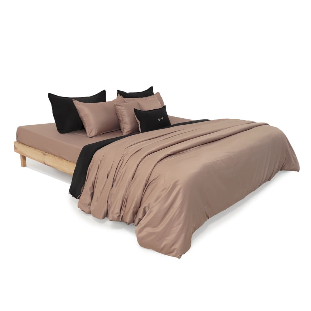 Linen Blend AC Comforter With 2 Pillow Cases and 1 Breakfast Pillow - Cosmos
