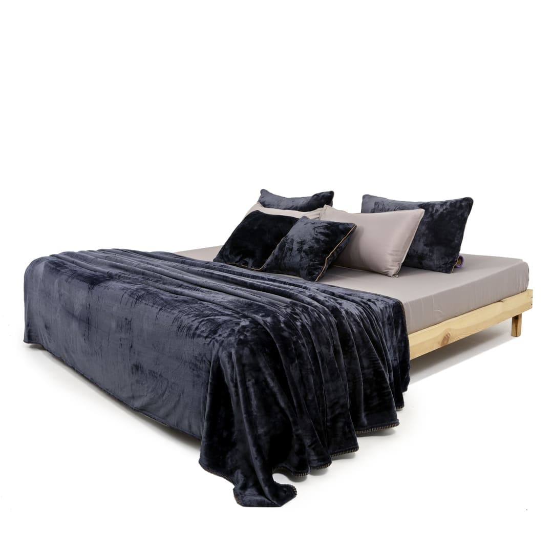 Zarf All-Season Premium AC Blanket With Two Cushion Covers - Charcoal Grey