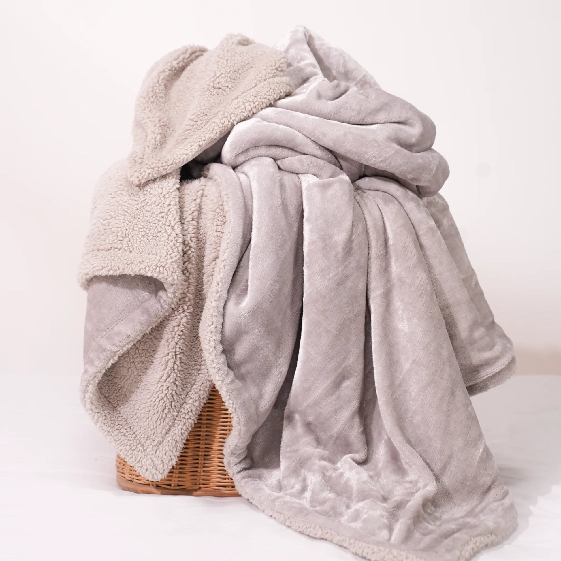 Zarf Reversible AC Blanket For Single Size Bed With Two Cushion