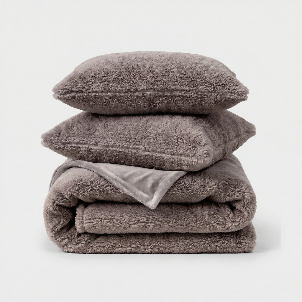 Zarf California King Size Reversible AC Blanket Cover With 2 Cushion Covers - Chicago Mist