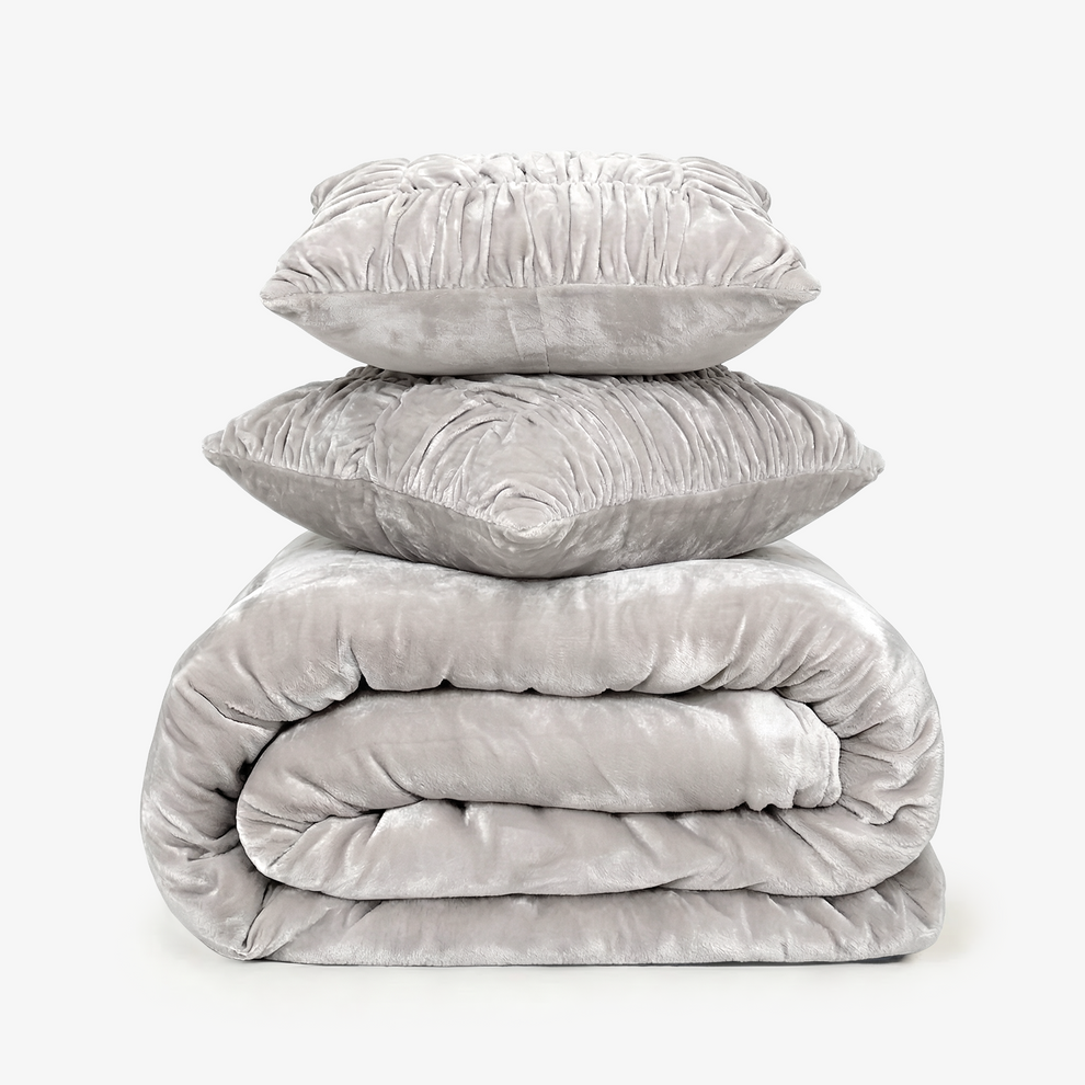 Zarf Buy Fluff Quilt Online | Zarf Studios