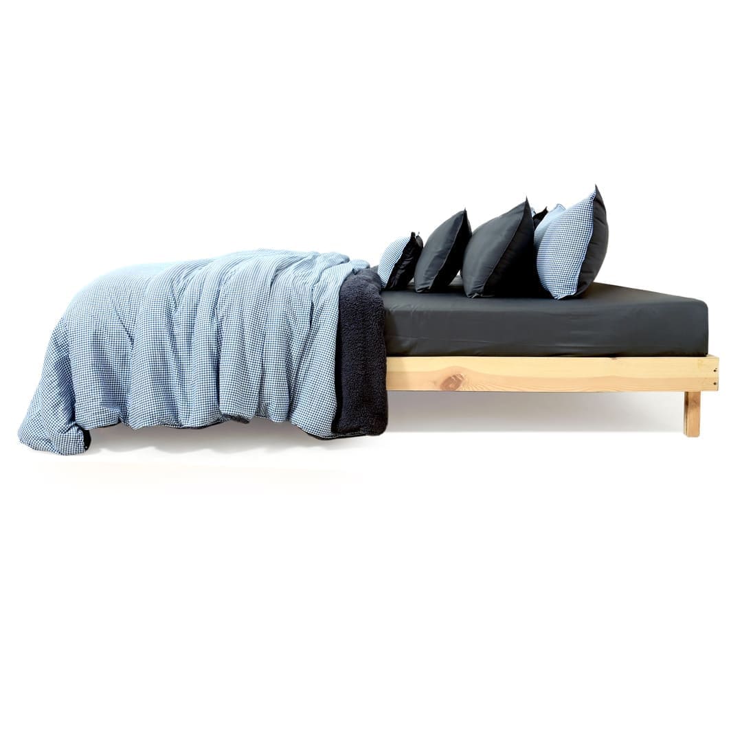 Zarf California King Size Reversible Quilt  With 2 pillowcases and 1 Breakfast Cushion cover - Gingham