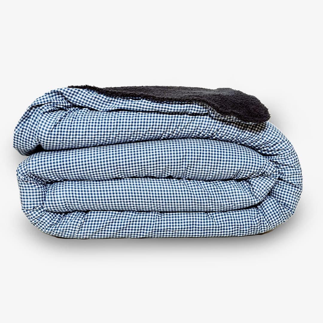 Zarf California King Size Reversible Quilt  With 2 pillowcases and 1 Breakfast Cushion cover - Gingham