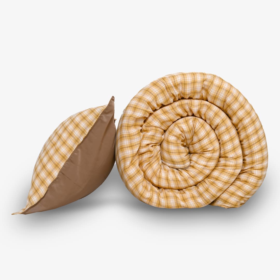 Zarf California King Size Reversible Quilt  With 2 pillowcases and 1 Breakfast Cushion cover - Maple