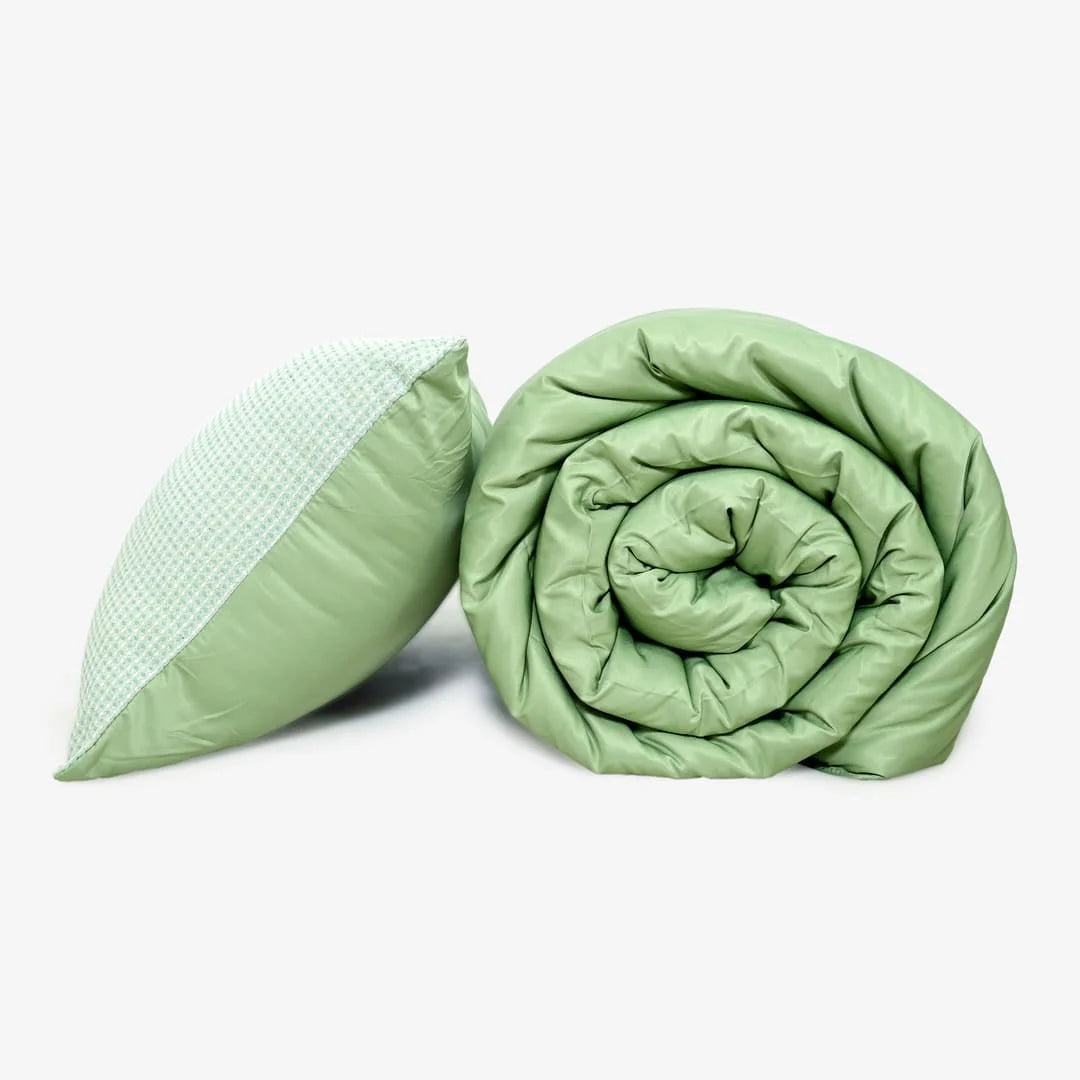 ZARF Italian Staple Weave Comforter With 2 Designer Pillow Cases 1 Breakfast Cushion Cover - Basil