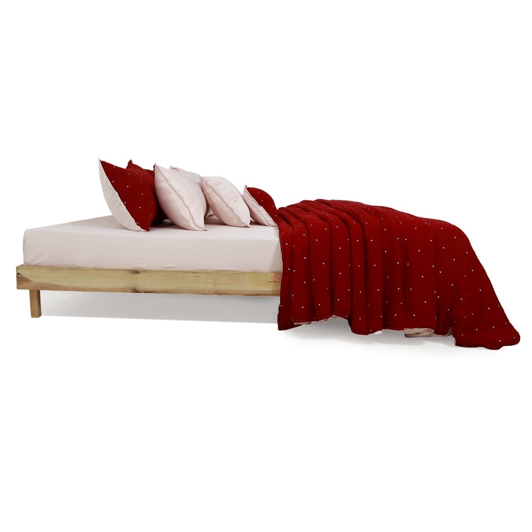 Linen Blend AC Comforter With 2 Pillow Cases and 1 Breakfast Pillow - Luvlap
