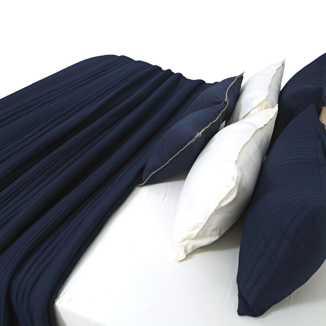 Zarf California King Size AC Comforters With 2 Pillow Cases & 2 Cushion Covers - Navy Blue