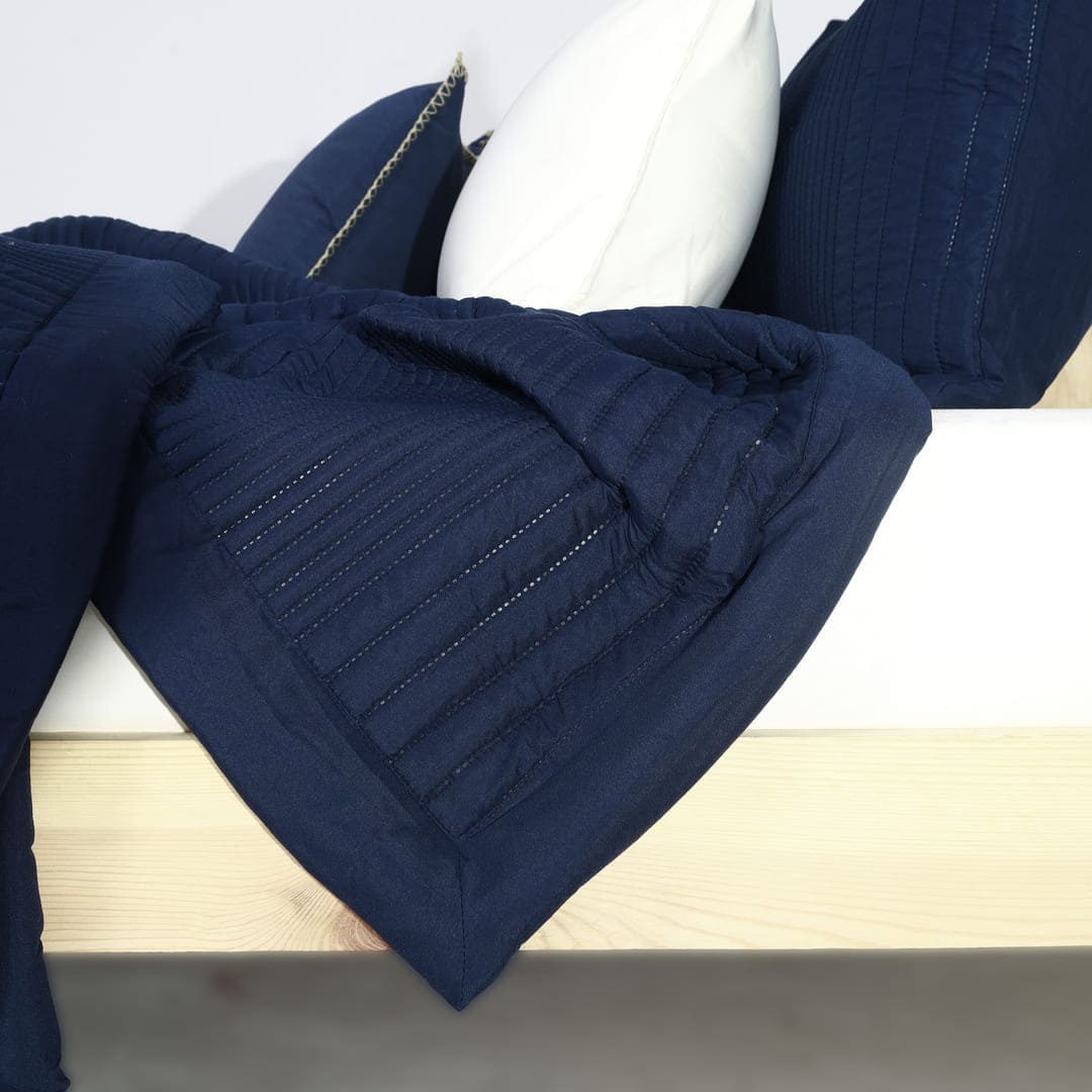Zarf California King Size AC Comforters With 2 Pillow Cases & 2 Cushion Covers - Navy Blue