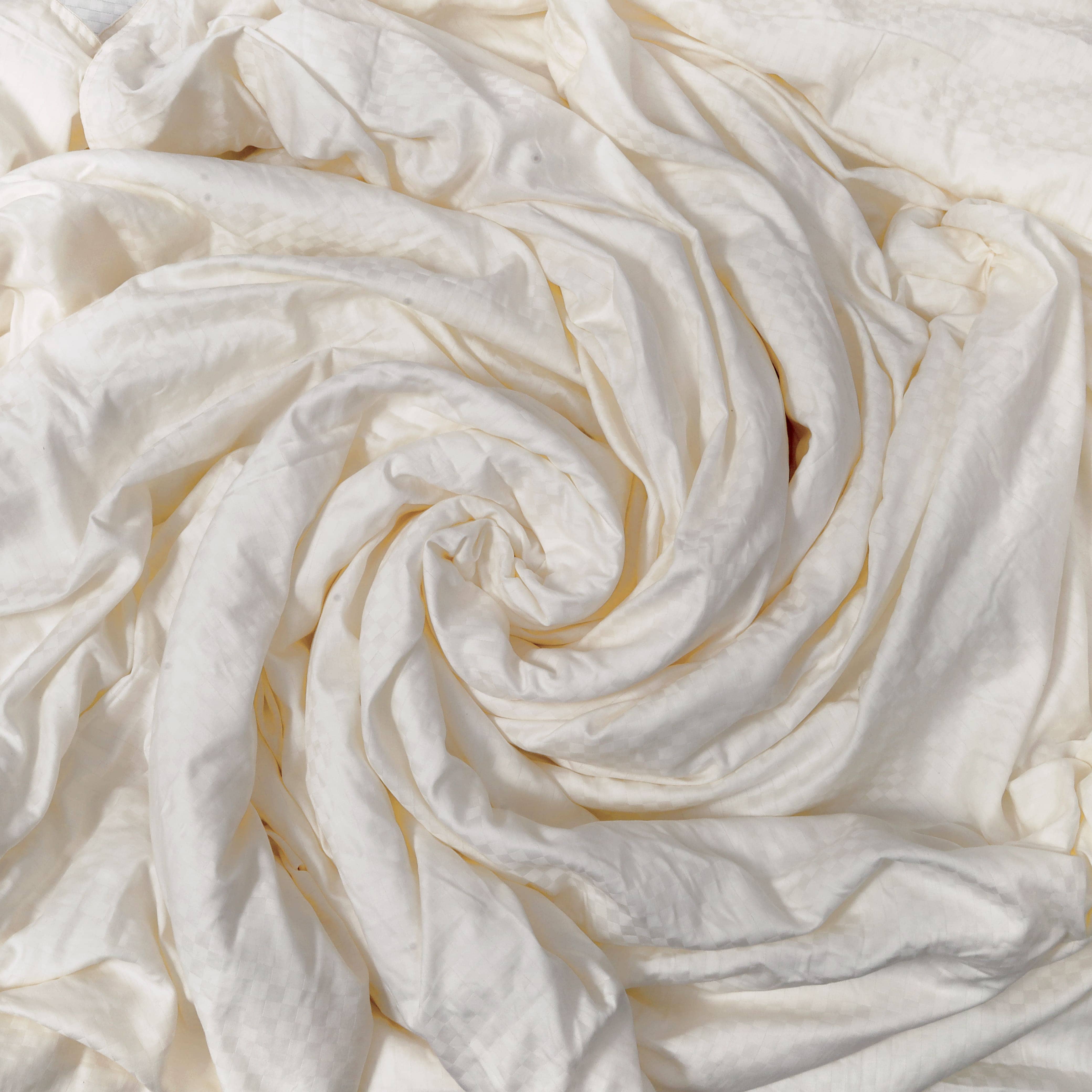 Zeries Egyptian Cotton Jacquard Bedsheets With 2 Pillow Cases & 2 Cushion Covers - Ivory