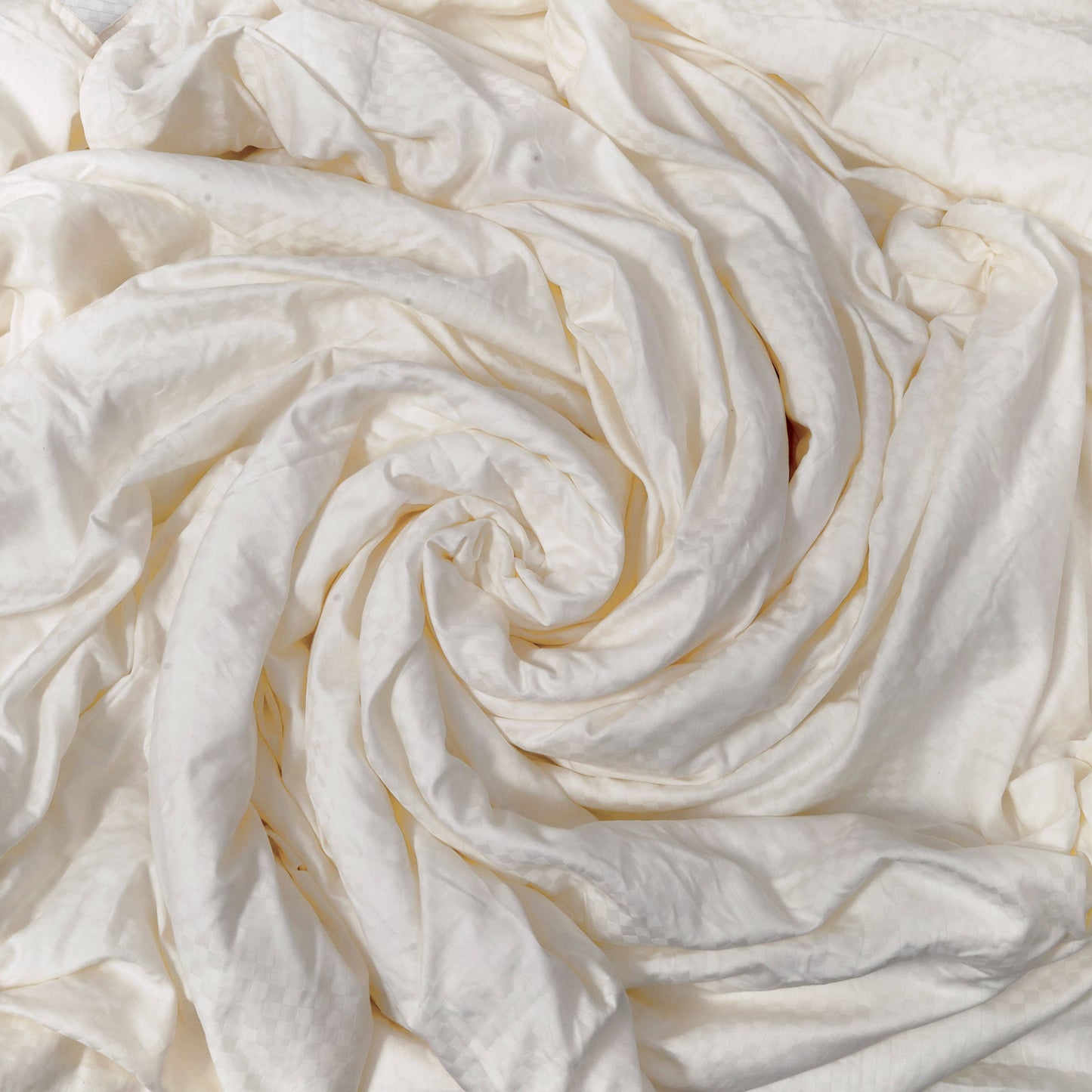 Zeries Egyptian Cotton Jacquard Bedsheets With 2 Pillow Cases & 2 Cushion Covers - Ivory