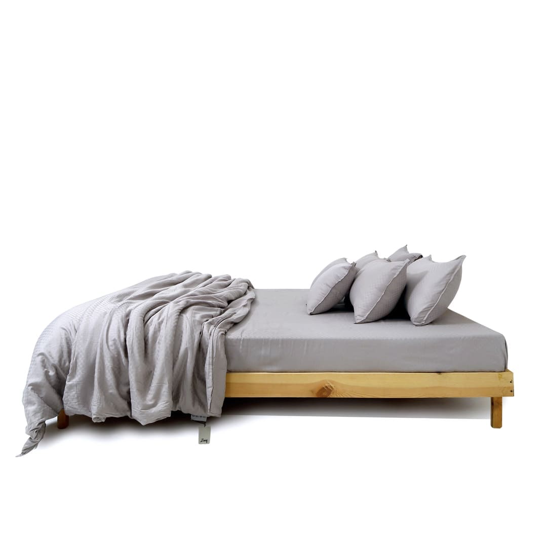 Zeries Egyptian Cotton Jacquard Bedsheets With 2 Pillow Cases & 2 Cushion Covers - Cenere
