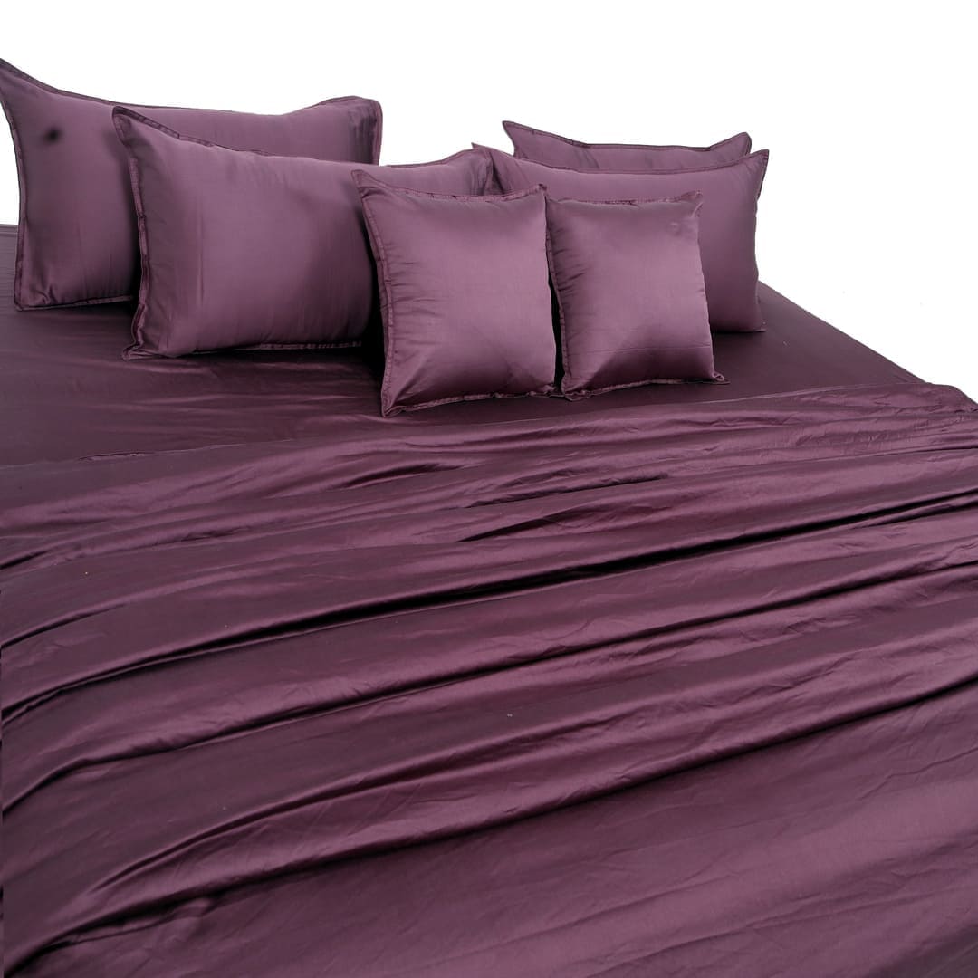 Zeries Egyptian Cotton Bedsheets With 2 Pillow Cases & 2 Cushion Covers - Plum