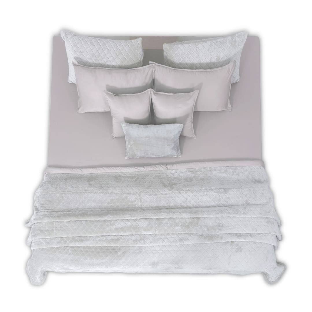 Zarf Luxe Bedding Set Of 9 - Riverbed