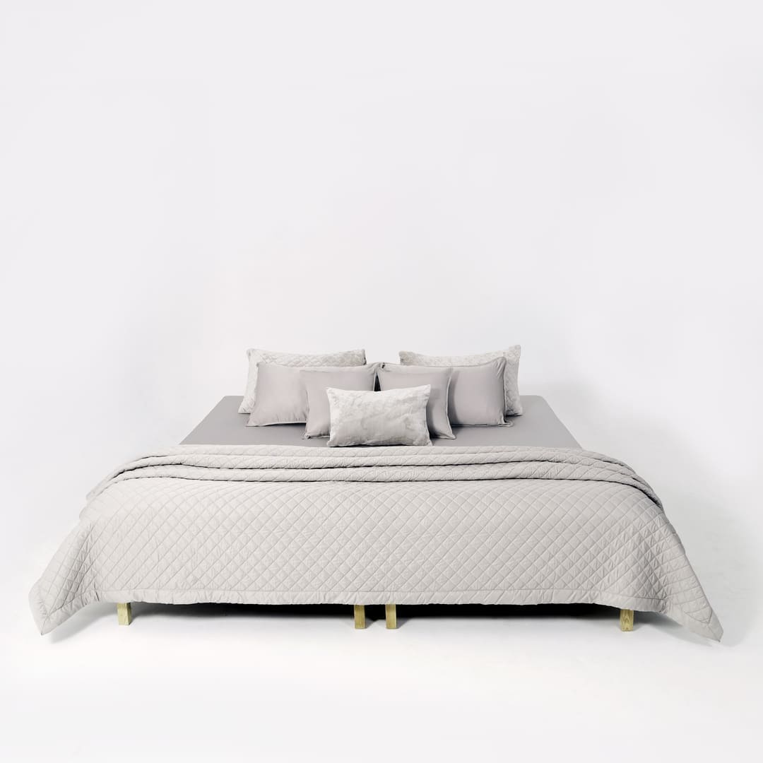 Zarf Luxe Bedding Set Of 9 - Riverbed
