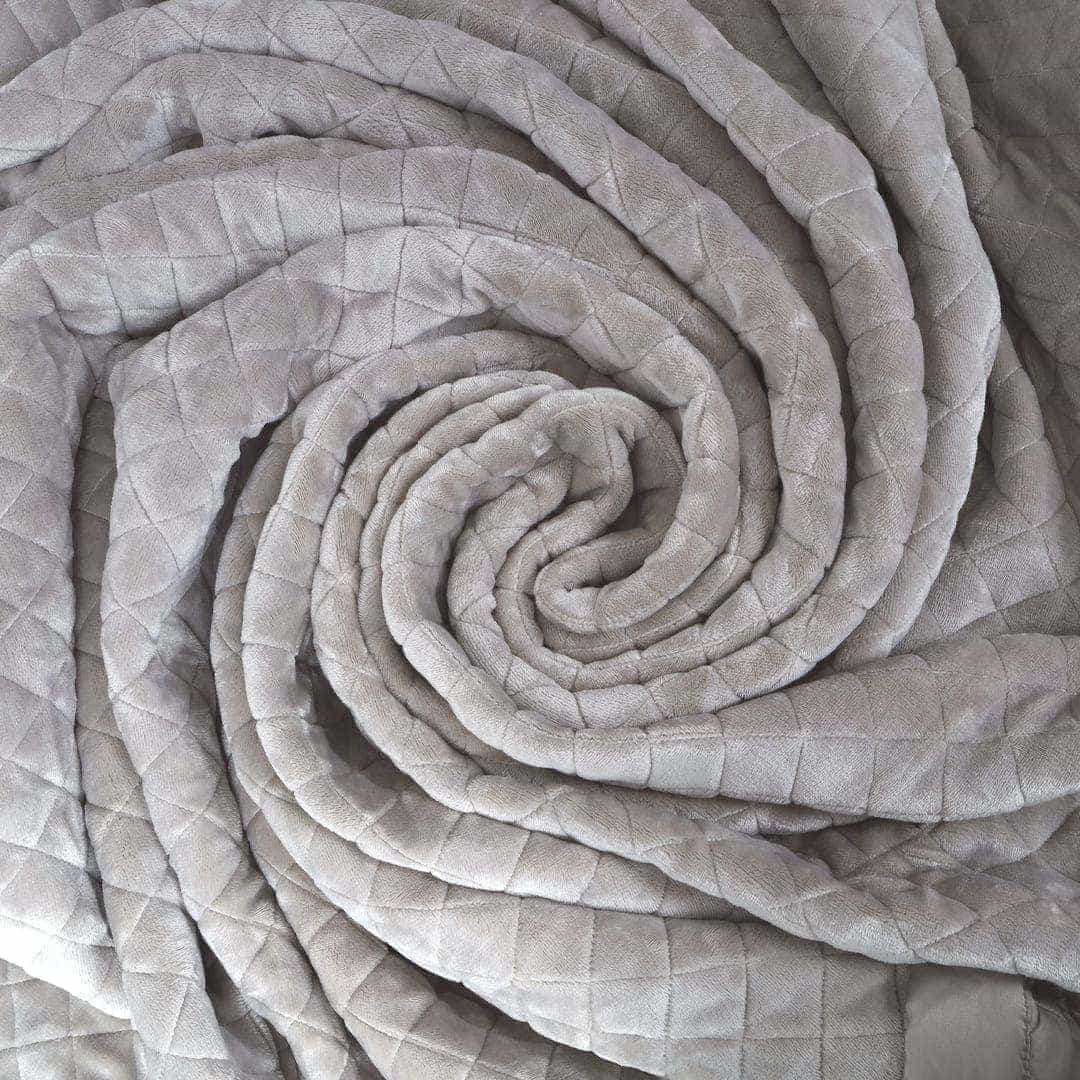Zarf Luxe Bedding Set Of 9 - Riverbed