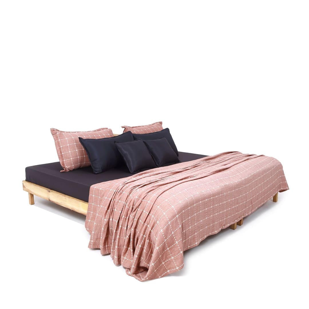 Zarf California King Size Plush Cotton AC Blanket With 2 Pillow Cases - Bloomist