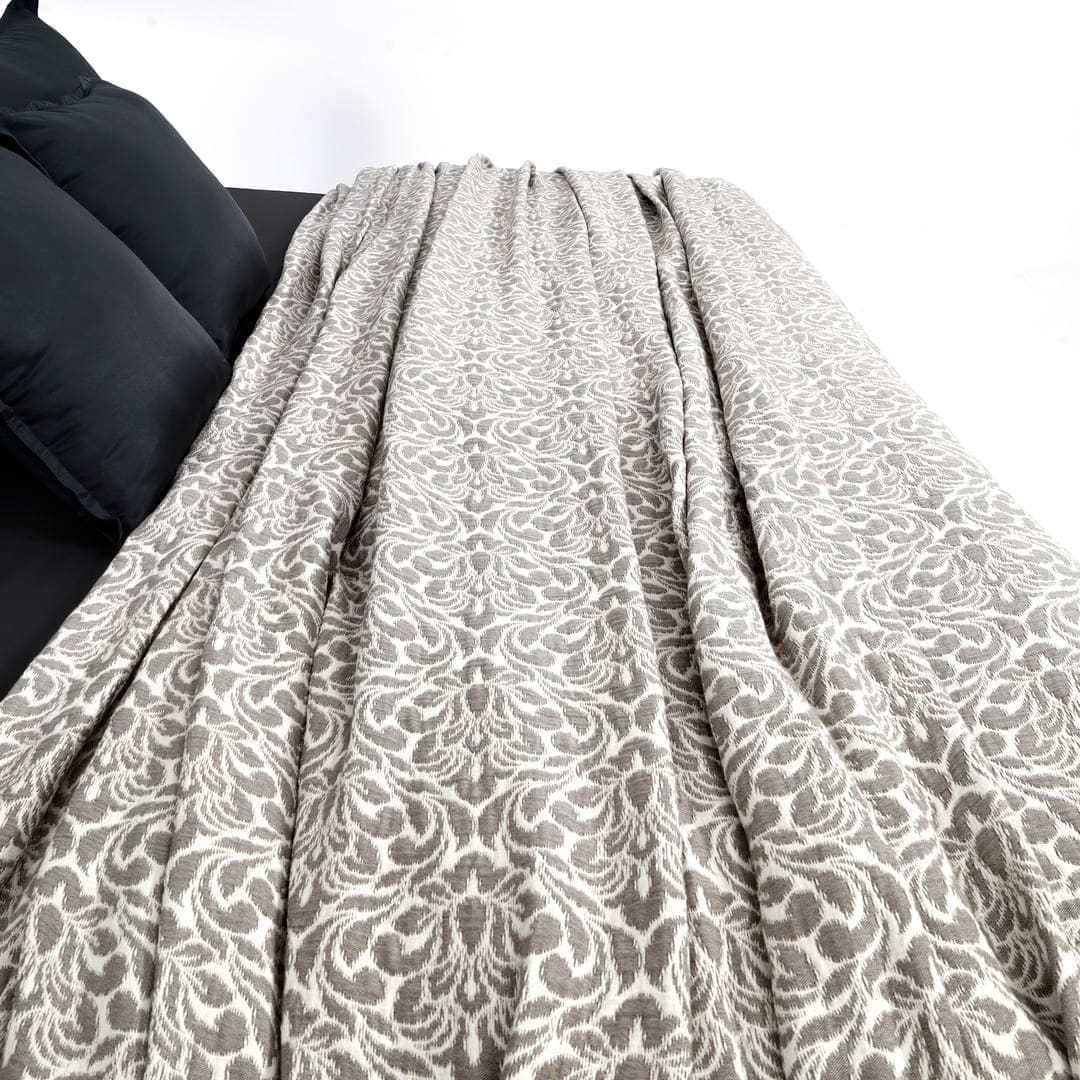 Zarf All-Season Plush Baby Size AC Comforter With 1 Pillow Case - Oatshade