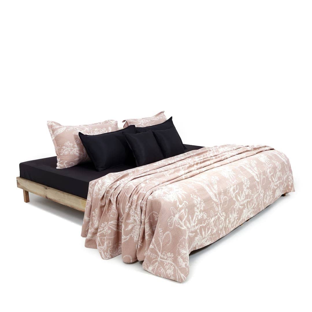 Zarf King Size Pure Cotton Cottage Blanket with 2 Pillowcases - Candyfloss