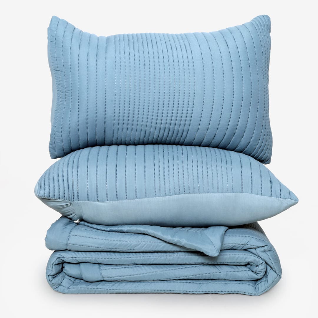 Zarf California King Size AC Comforters With 2 Pillow Cases & 2 Cushion Covers - Teal