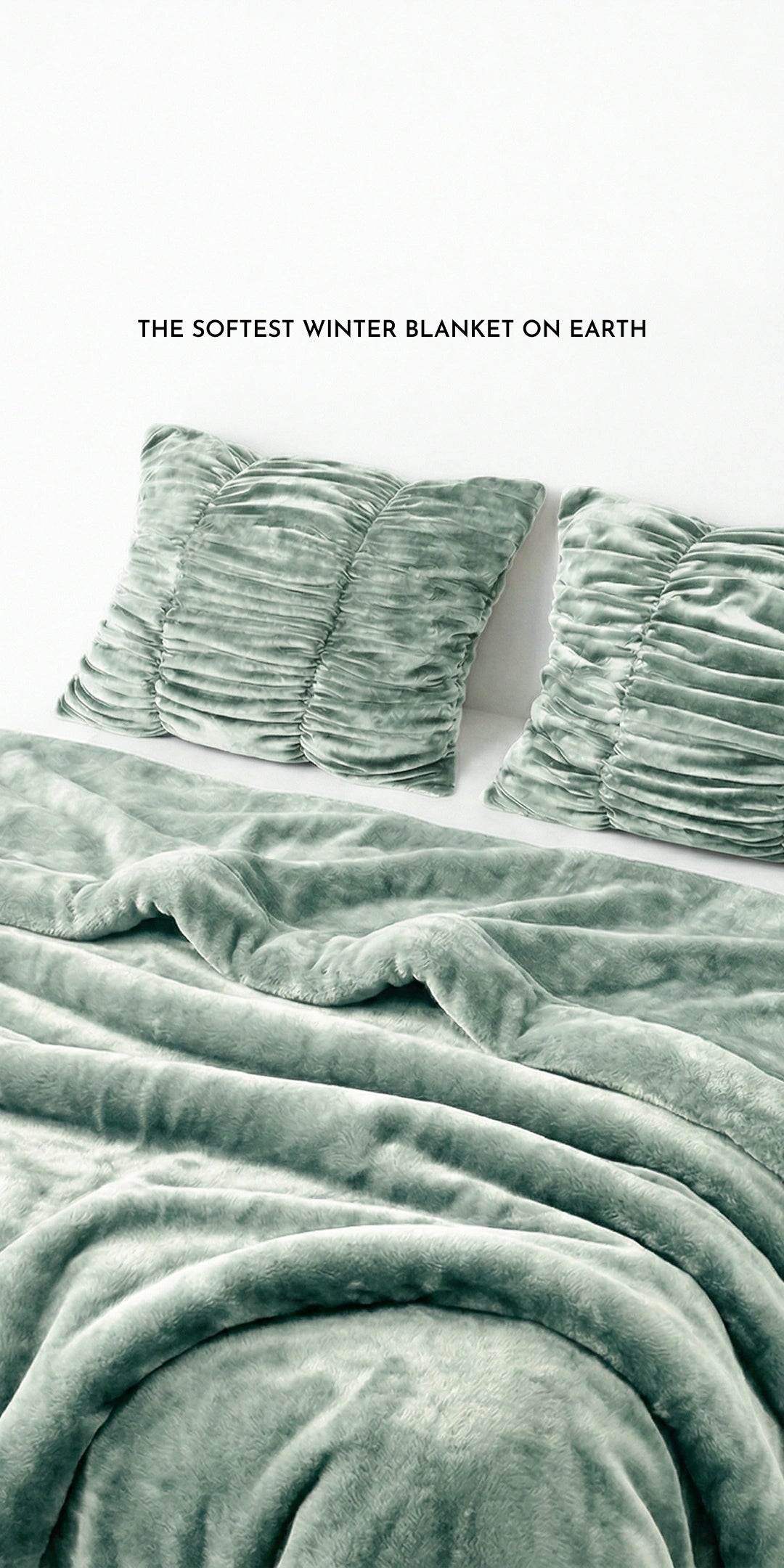 Zarf Ultra-Warm Luxury Winter Blanket With Two Cushion Covers - Meadow