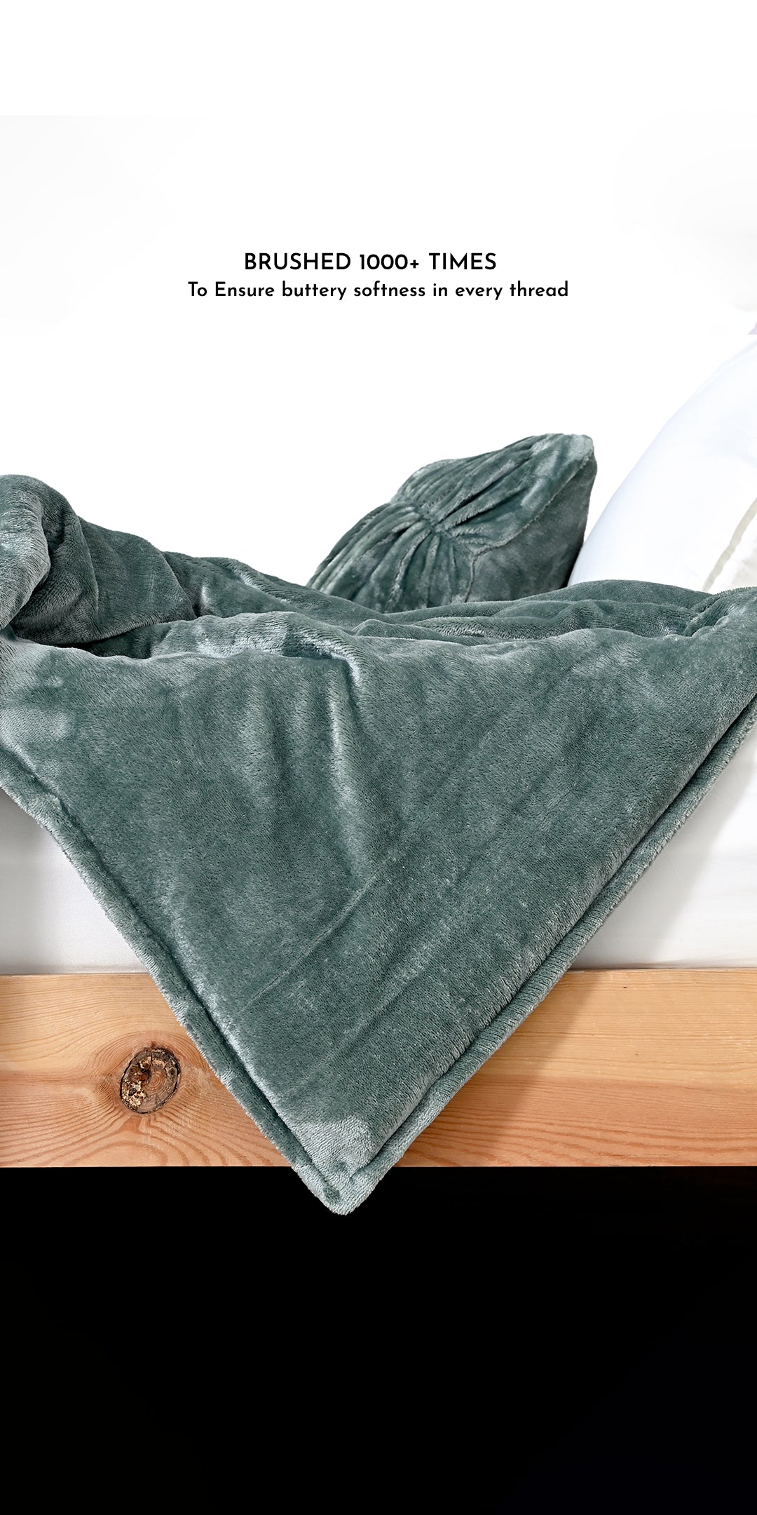 Zarf Ultra-Warm Luxury Winter Blanket With Two Cushion Covers - Meadow