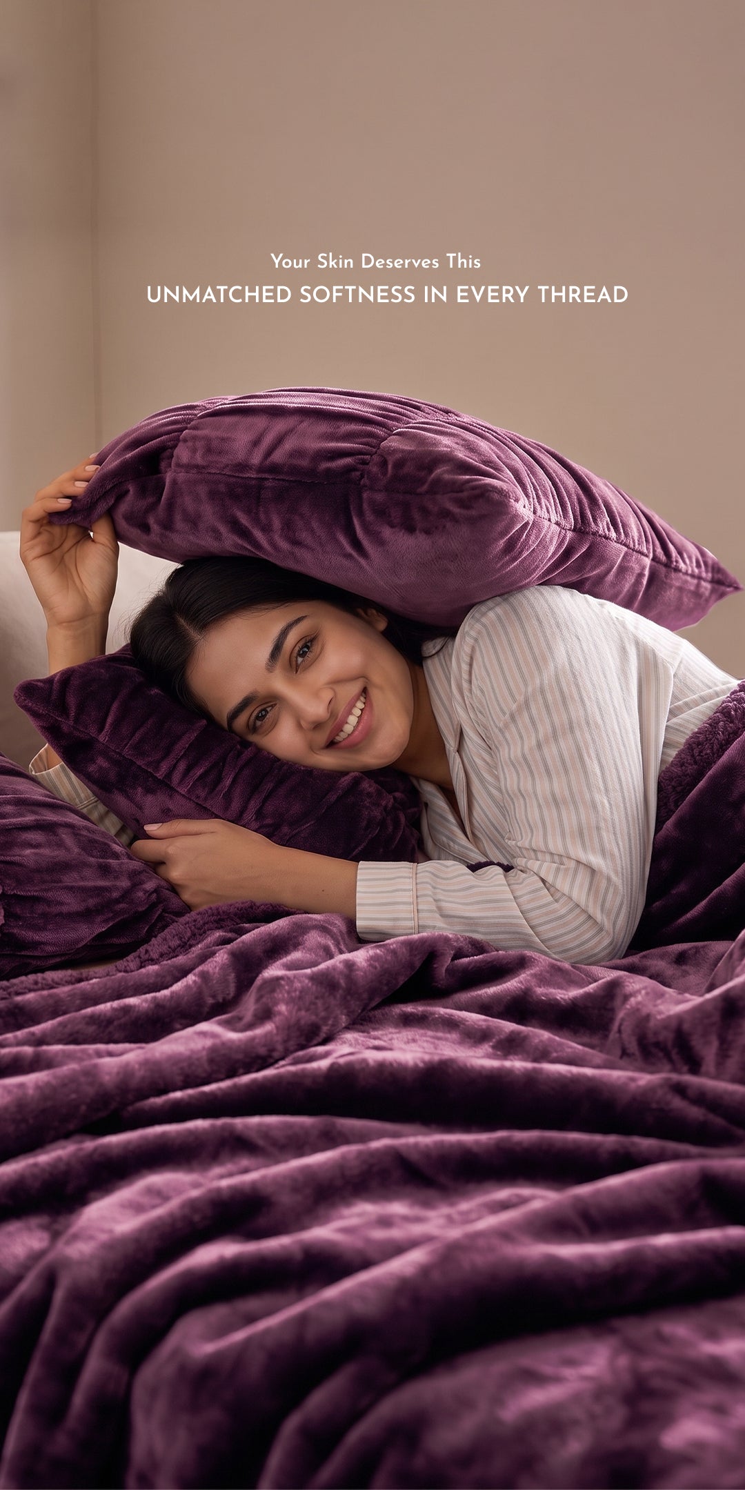 Zarf Reversible Quilt For Single Size Bed With 2 Cushion Covers - Merlot