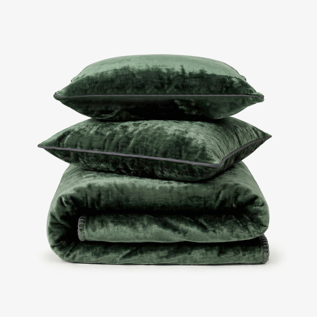 Zarf All-Season Premium AC Blanket With Two Cushion Covers - Olive