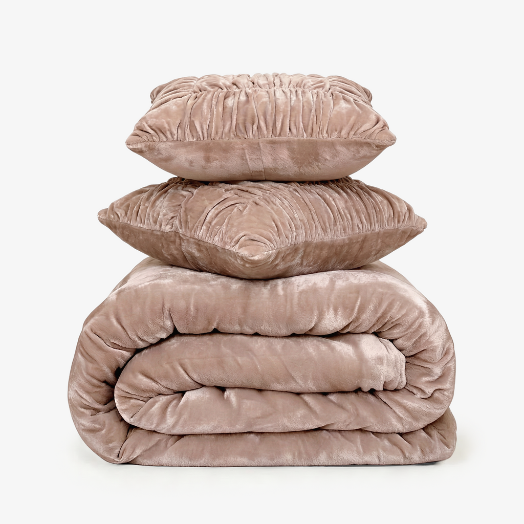 Zarf Ultra-Warm Luxury Winter Blanket With Two Cushion Covers - Roseate