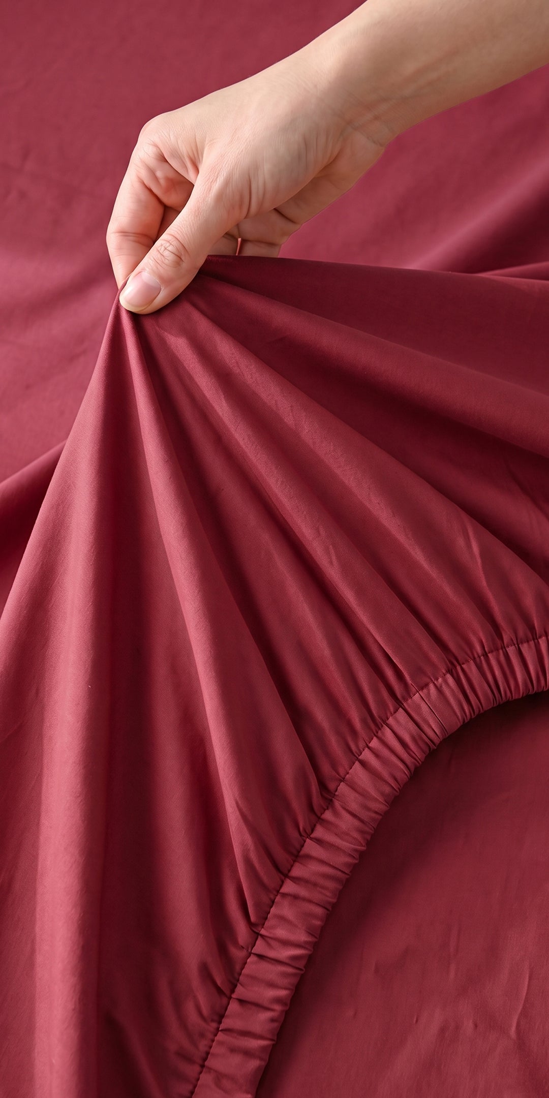 ZERIES PERCALE WEAVE EGYPTIAN COTTON FITTED BEDSHEET WITH 2 PILLOW CASES - Sangria