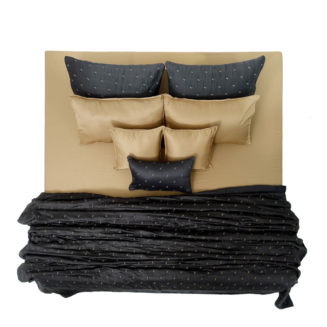 Zarf Luxe Comforter With 2 Pillow Cases and 1 Breakfast Pillow - Golden Eclipse