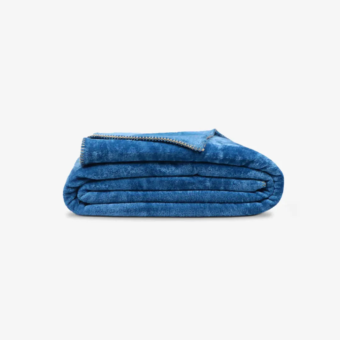 Zarf All-Season Premium AC Blanket With Two Cushion Covers - Cobalt