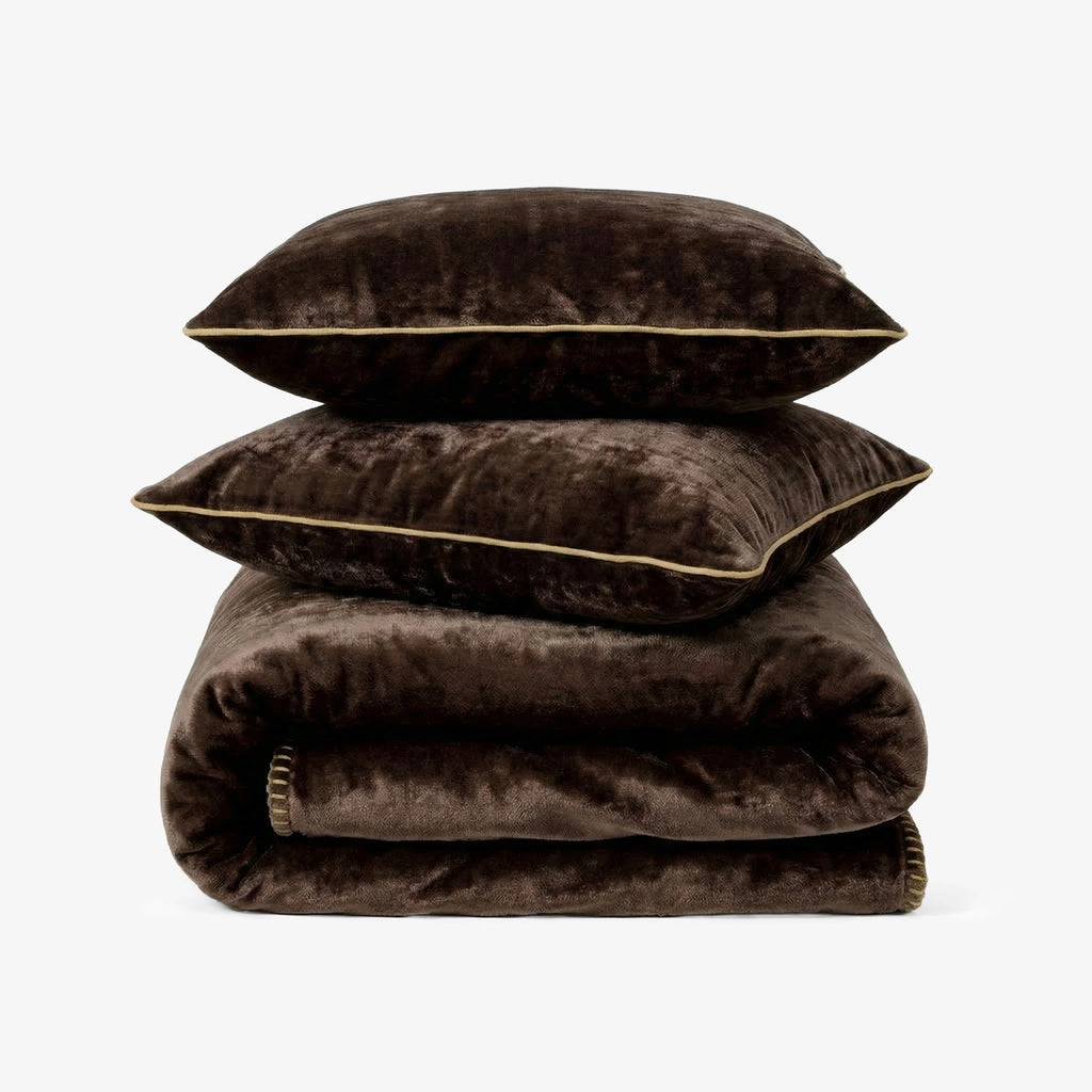 Zarf All-Season Premium AC Blanket With Two Cushion Covers - Mocha