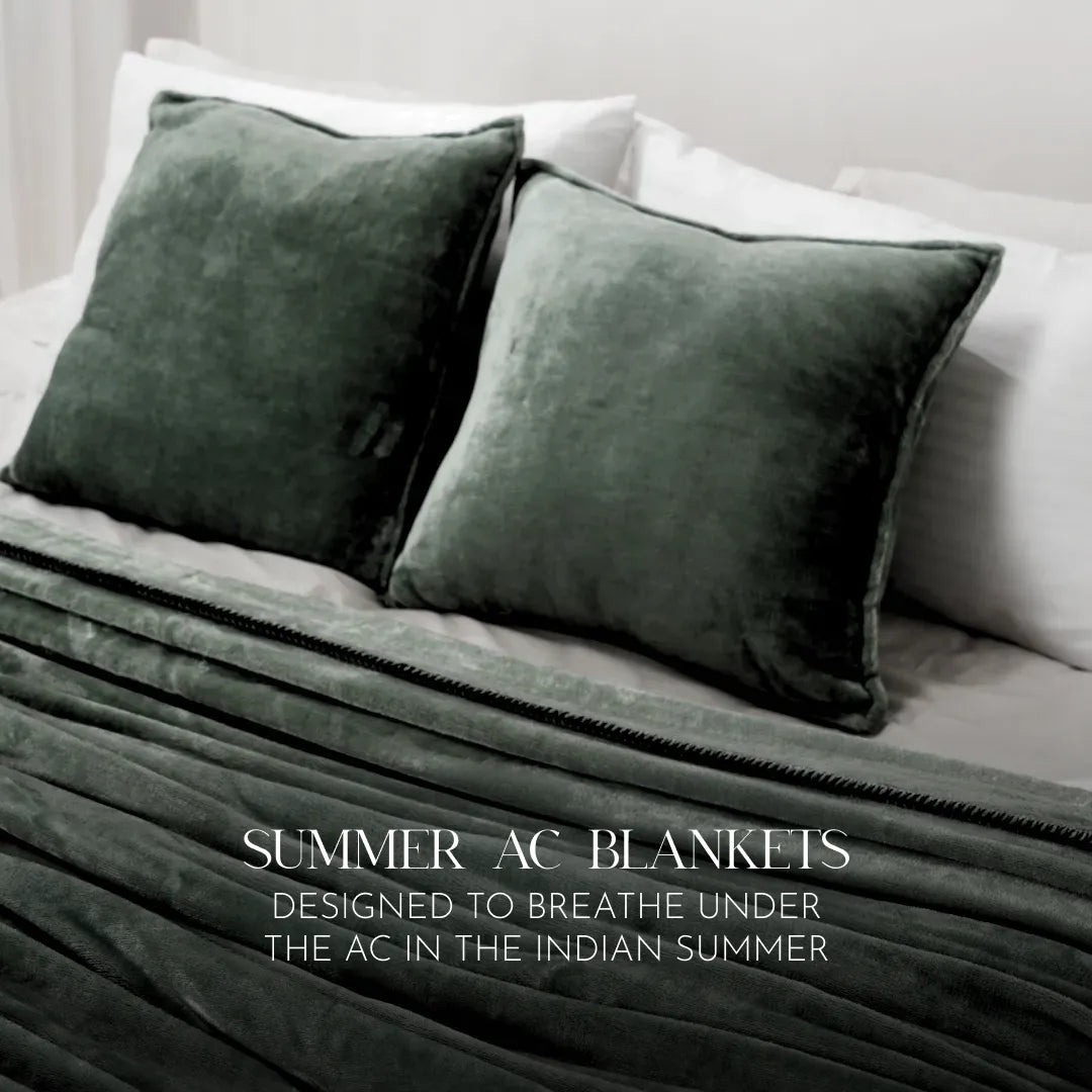 Zarf All-Season Premium AC Blanket With Two Cushion Covers - Olive